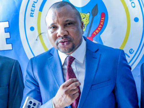 Réformes électorales en RDC : Meschak Mandefu dépose deux propositions de loi modifiant le système électoral