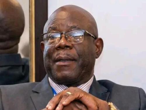 Football : Timothée Menayame élu président de la Linafoot